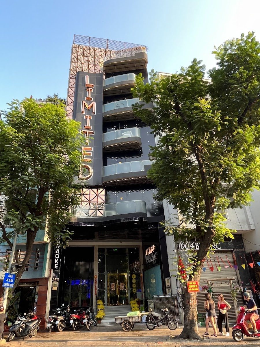 Limited 胡志明KTV包厢